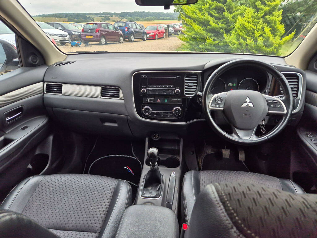 Mitsubishi Outlander 2014 64 Phev #19