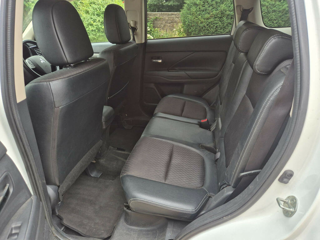 Mitsubishi Outlander 2014 64 Phev #16