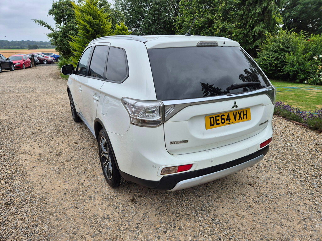 Mitsubishi Outlander 2014 64 Phev #11