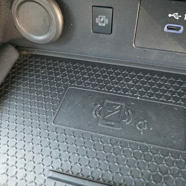 Nissan Juke 1.6 N-connecta Suv Hybrid Euro 6 Grey #26