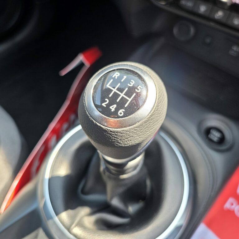 Nissan Juke 1.6 N-connecta Suv Hybrid Euro 6 Grey #23