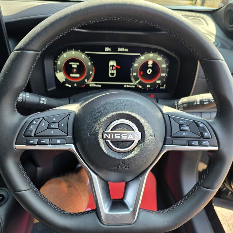 Nissan Juke 1.6 N-connecta Suv Hybrid Euro 6 Grey #18