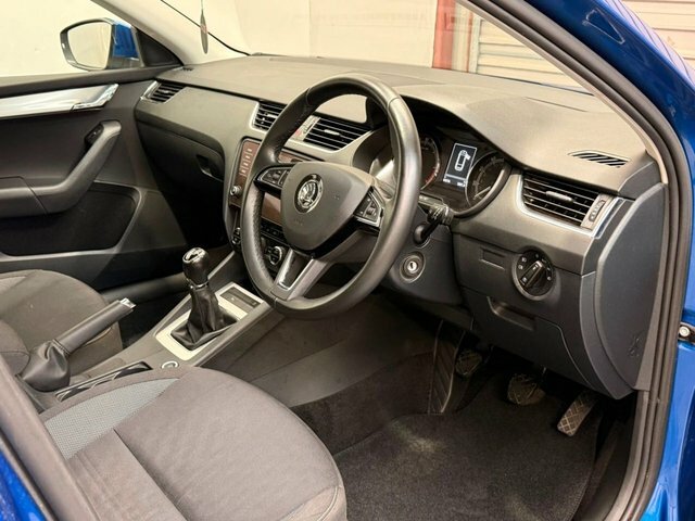 Skoda Octavia 1.0 Tsi Se Dsg Euro 6 Ss Black #7