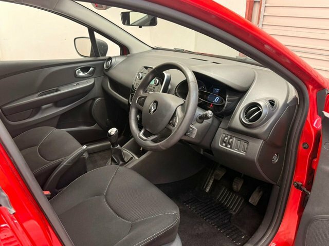 Renault Clio 2017 1.2 16V Expression Hatchback Manua MD66KZL Red #6