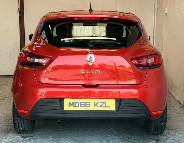 Renault Clio 2017 1.2 16V Expression Hatchback Manua MD66KZL Red #4