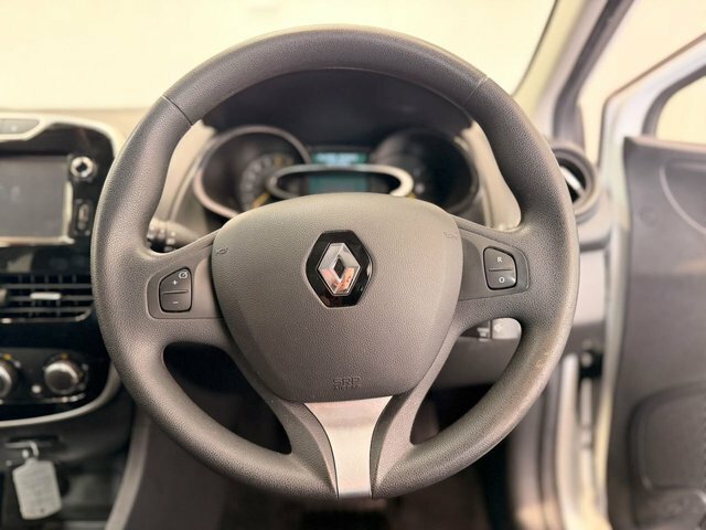 Renault Clio 1.5 Turbo Dci, Dynamique Edition, Sat Nav Red #11
