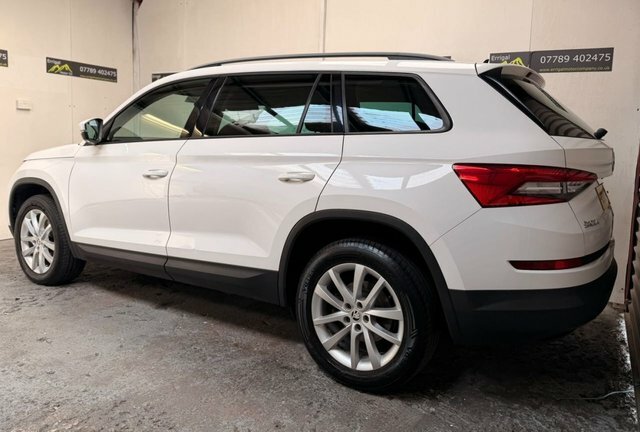 Skoda Kodiaq 2017 1.4 Tsi Se Suv Euro 6 Ss White #2