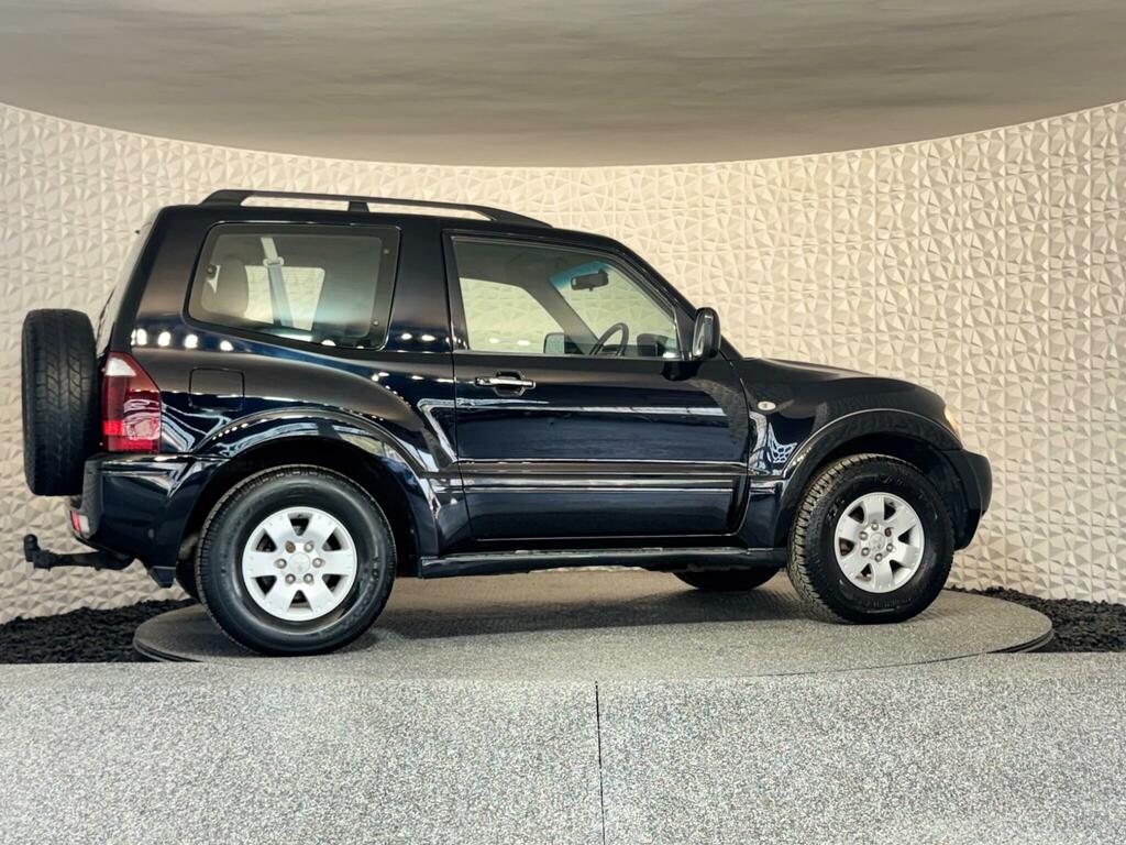 Mitsubishi Shogun 3.2 Di-d Equippe Black #6