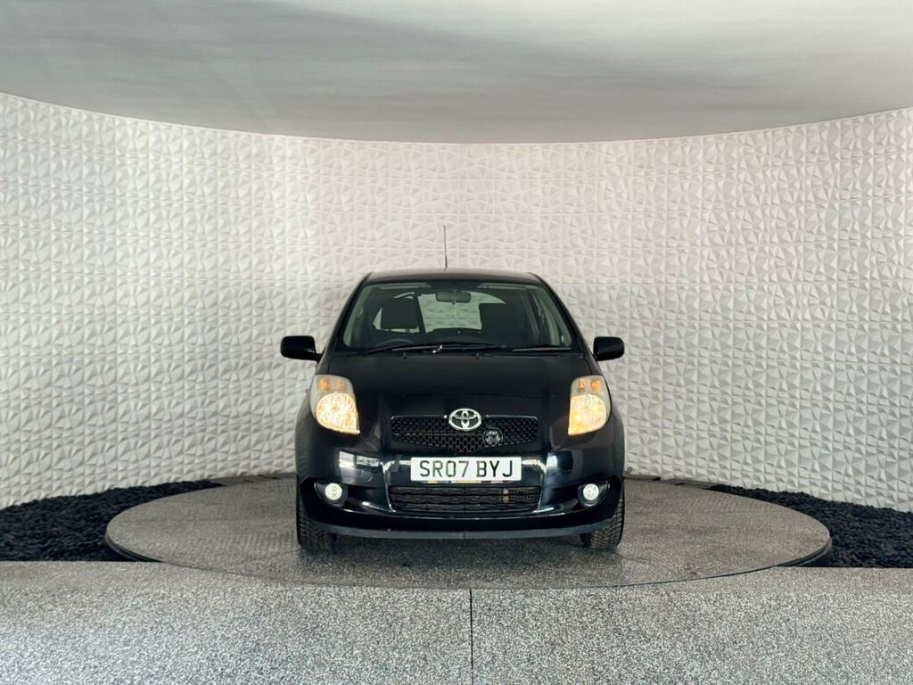 Toyota Yaris 1.4 D-4d Tr Multimode SR07BYJ Black #3