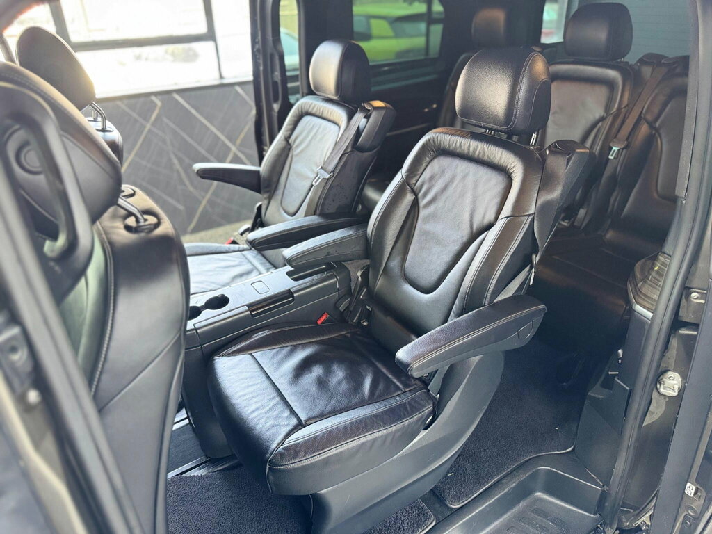 Mercedes-Benz V Class Black #38