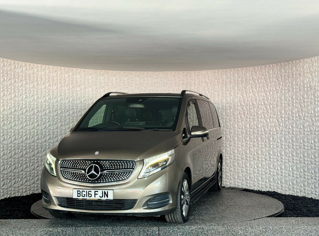 Mercedes-Benz V Class Black #27