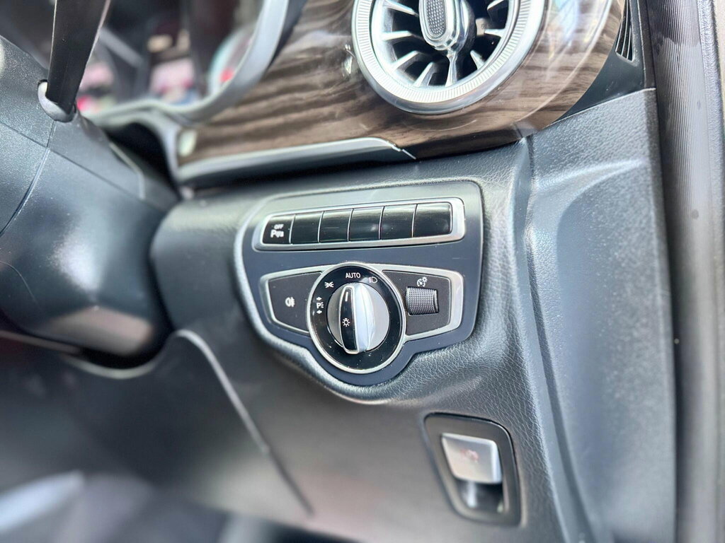 Mercedes-Benz V Class Black #40
