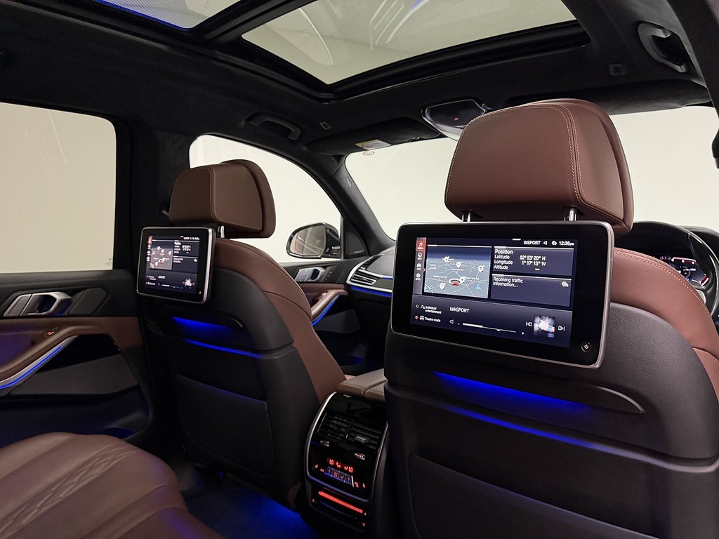 BMW X7 30D Blue #6