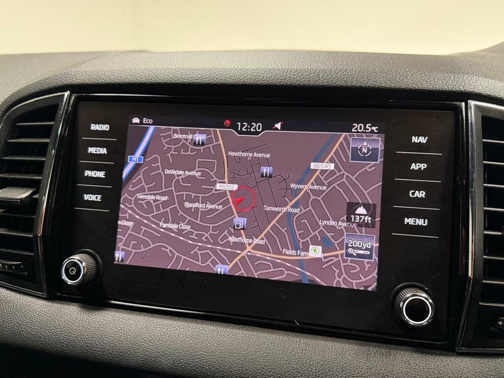 Skoda Karoq 2.0 Sportline Tdi Scr 148 Bhp Red #14