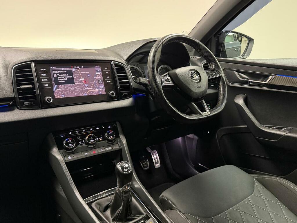 Skoda Karoq 2.0 Sportline Tdi Scr 148 Bhp Red #23