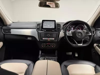 Mercedes-Benz GLE Class 3.0 Gle350d V6 Amg Line Premium G-tronic 4Matic White #25