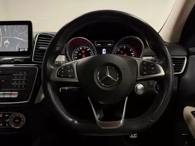 Mercedes-Benz GLE Class 3.0 Gle350d V6 Amg Line Premium G-tronic 4Matic White #26