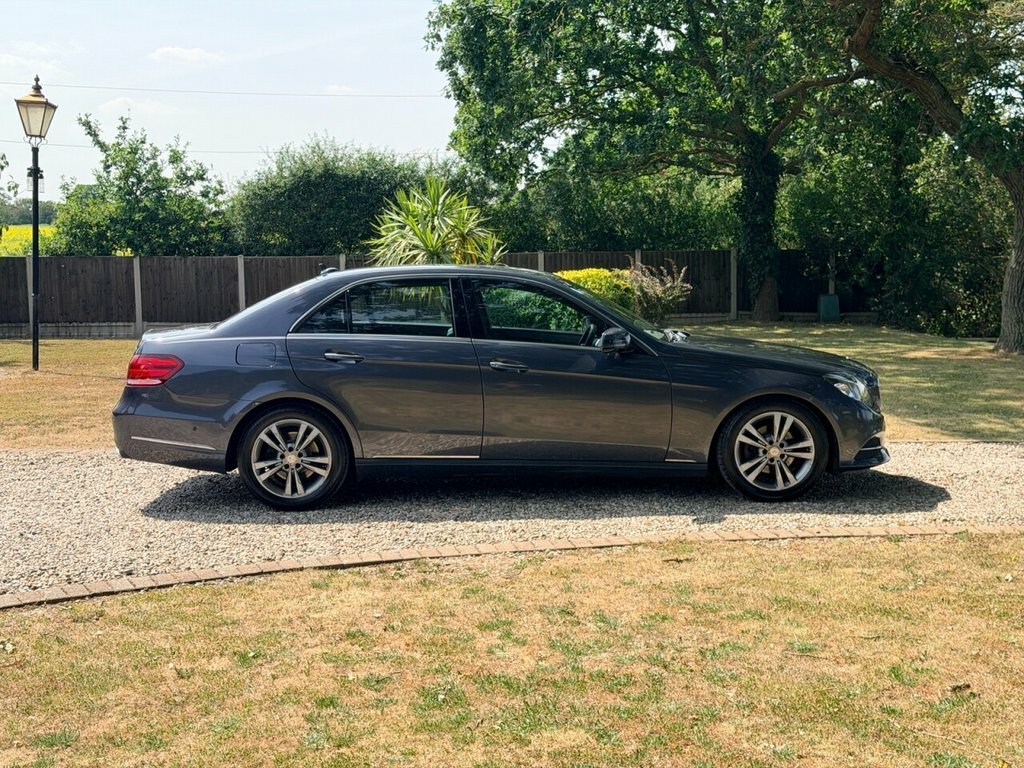 Mercedes-Benz E Class 2.1L Se Grey #4