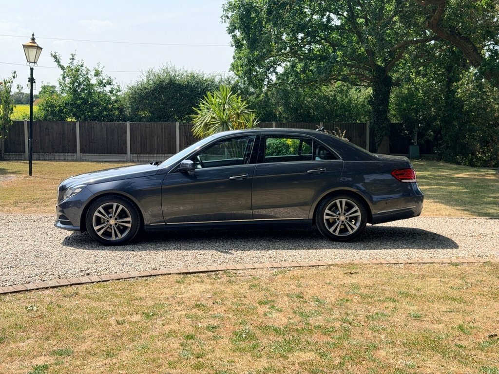 Mercedes-Benz E Class 2.1L Se Grey #2