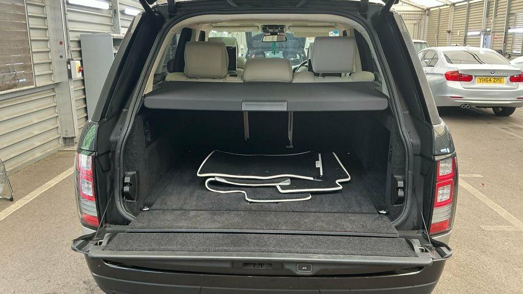 Land Rover Range Rover 3L Autobiography 5dr Grey #6
