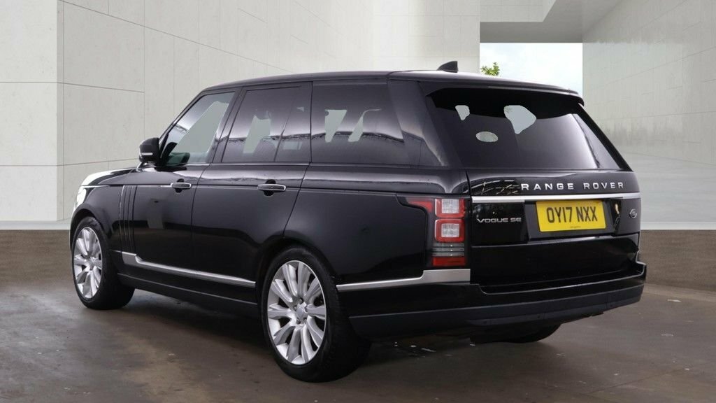 Land Rover Range Rover 3L Vogue Se Black #2