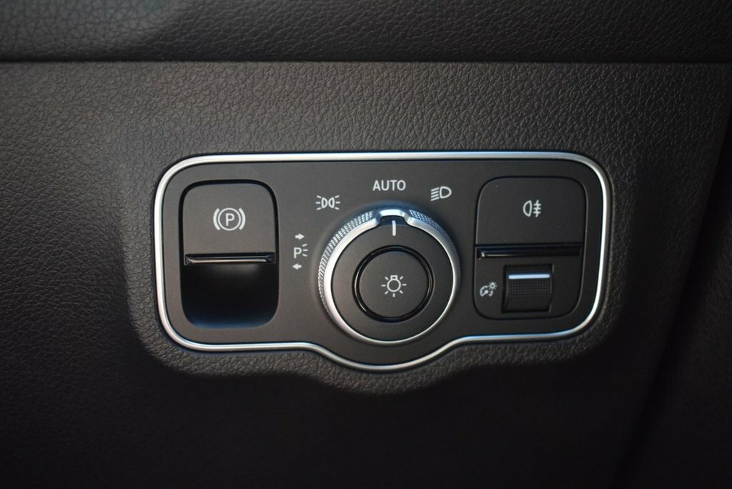 Mercedes-Benz EQB Eqb 300 4Matic 168Kw Amg Line 66.5Kwh Black #26