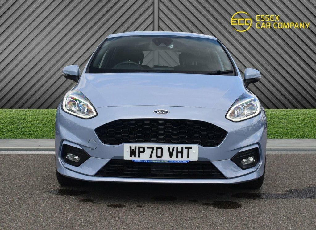 Ford Fiesta Trend White #7