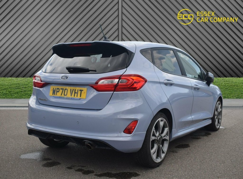 Ford Fiesta Trend White #6