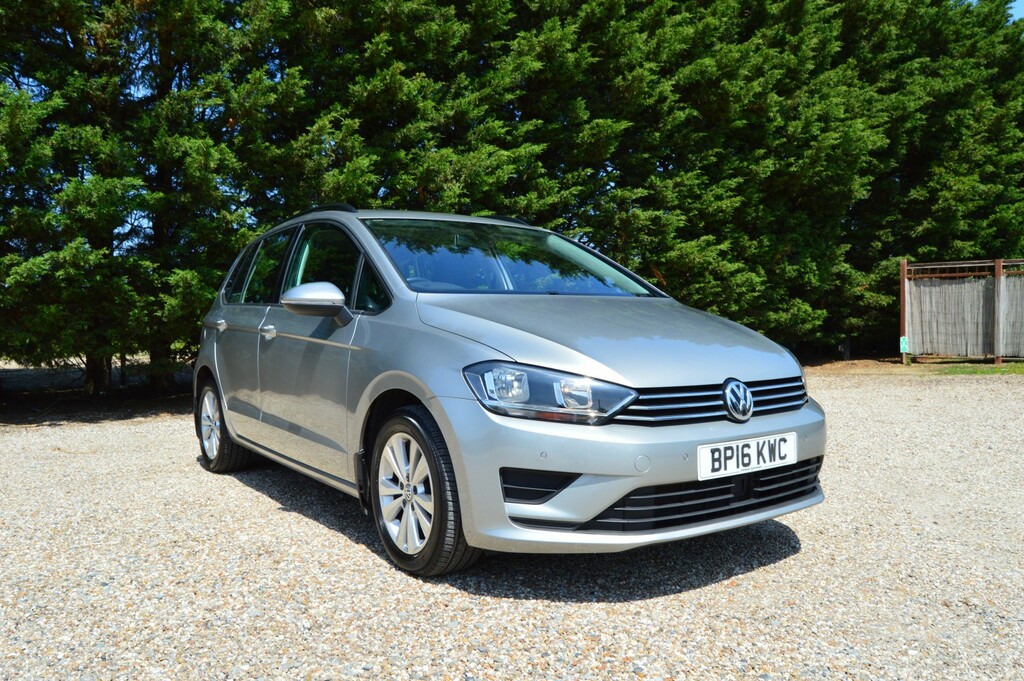 Volkswagen Golf SV Mpv 1.4 Tsi Bluemotion Tech Se 201616 Silver