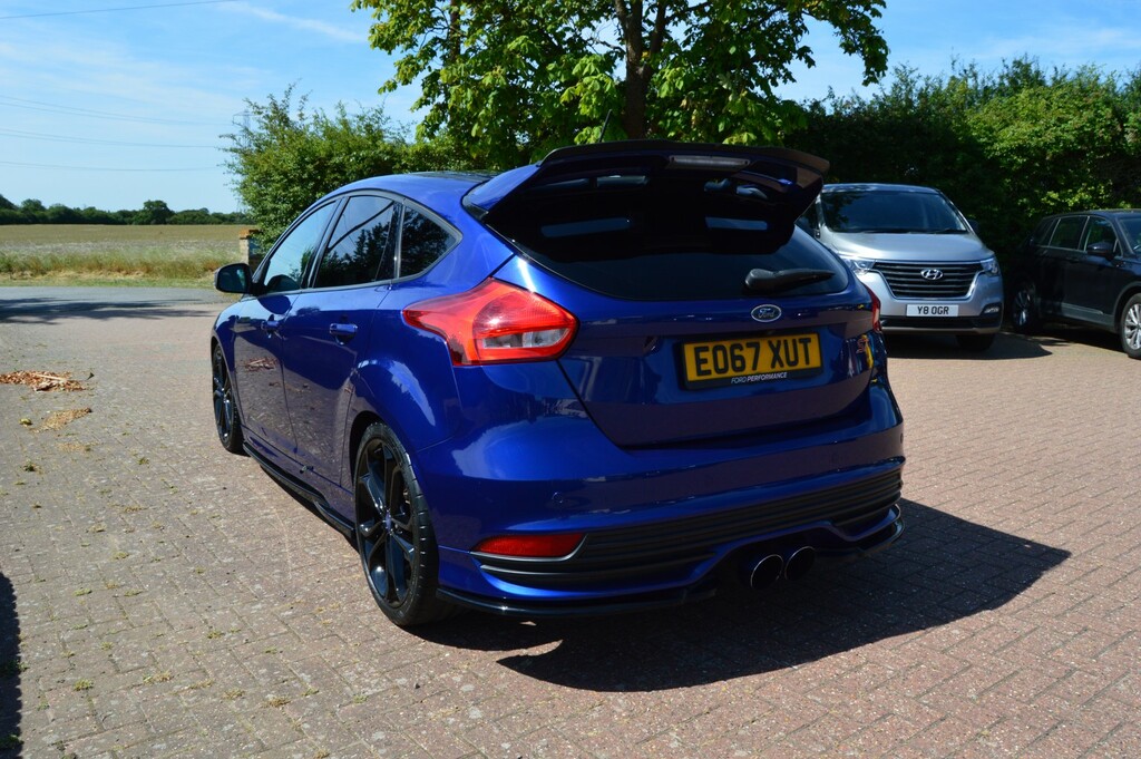 Ford Focus Hatchback 2.0 T Ecoboost St-3 201767 EO67XUT Blue #4