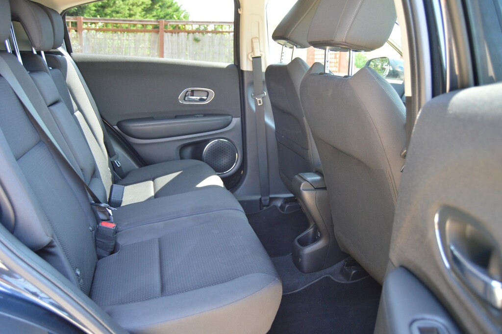 Honda Hr-V 1.5 I-vtec Se Ss 5-Door Silver #20