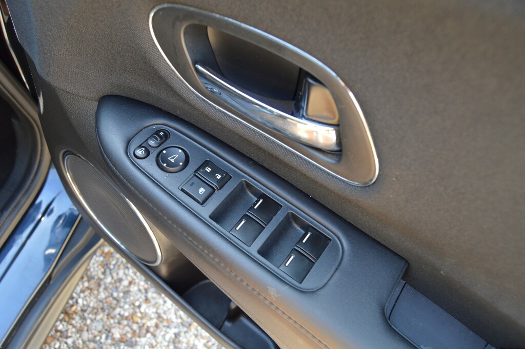 Honda Hr-V 1.5 I-vtec Se Ss 5-Door Silver #25