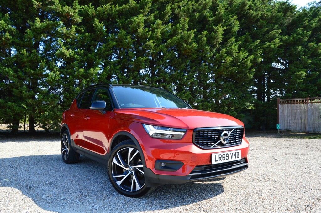 Volvo XC40 2.0 R-design Pro T4 LR69VNB Red #3
