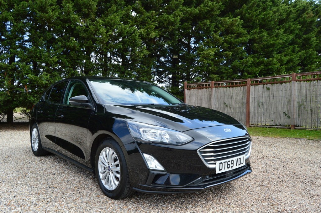 Ford Focus Hatchback 1.0 T Ecoboost Titanium 202069 DT69VDJ Black #2