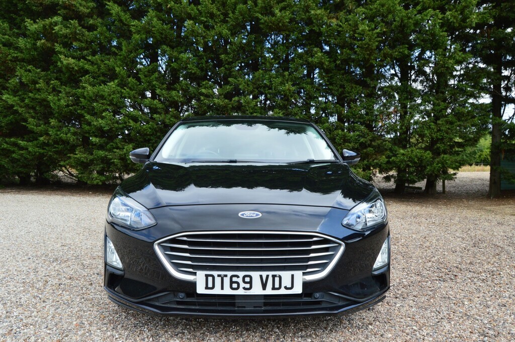 Ford Focus Hatchback 1.0 T Ecoboost Titanium 202069 DT69VDJ Black #4