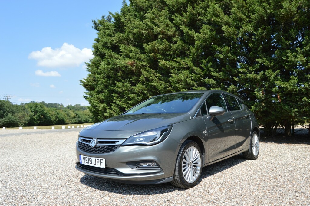 Vauxhall Astra Hatchback 1.6 Cdti Blueinjection Elite Nav 20191 Grey #2