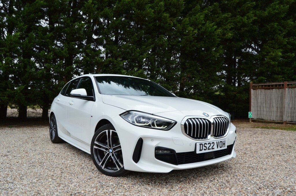 BMW 1 Series 1.5 118I M Sport DS22VOH White #3