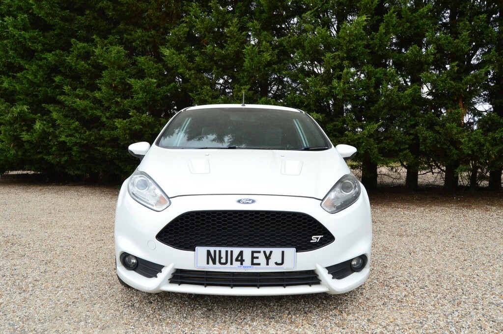Ford Fiesta Hatchback 1.6 T Ecoboost St-2 201414 White #4