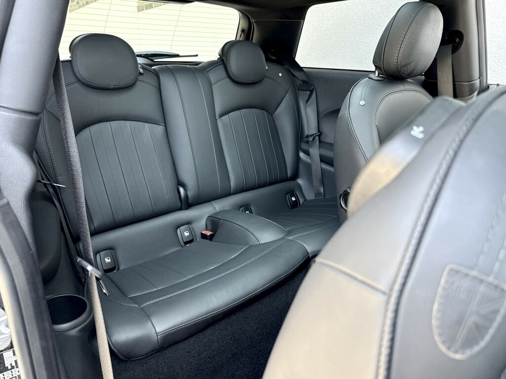 Mini Electric 135Kw Cooper S Level 2 33Kwh Black #15