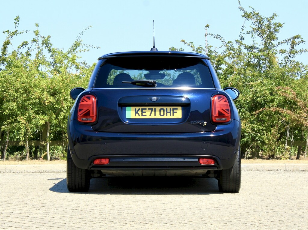 Mini Electric 135Kw Cooper S Level 2 33Kwh Black #4