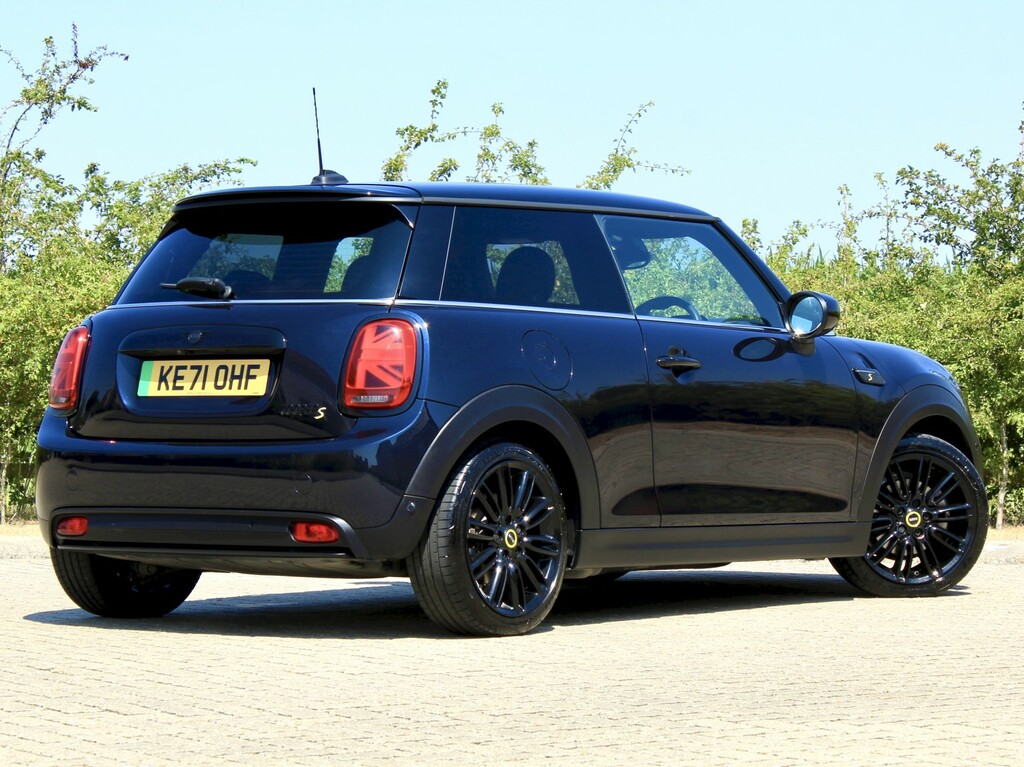 Mini Electric 135Kw Cooper S Level 2 33Kwh Black #3