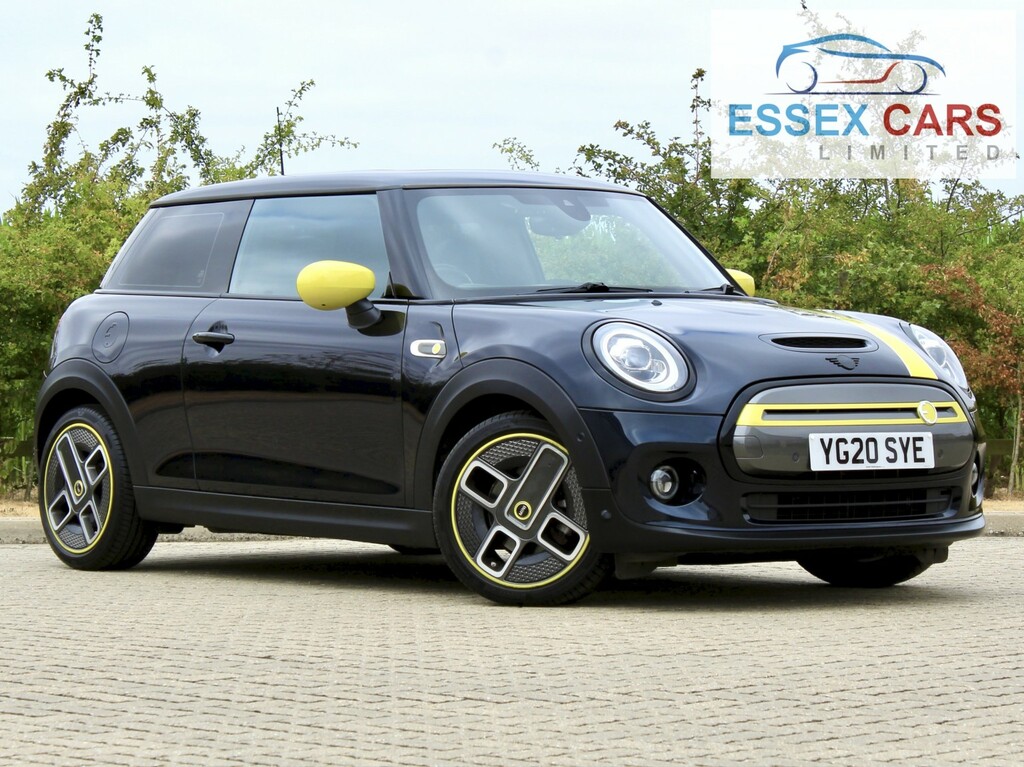 Mini Hatch Level 3 - 2020 Black