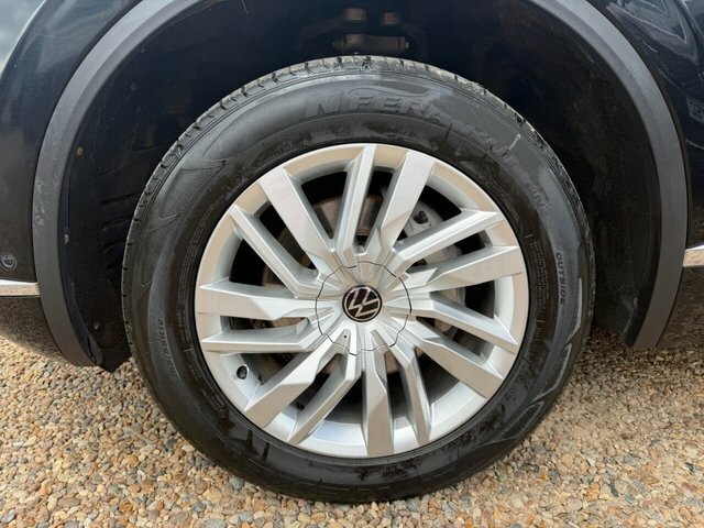 Volkswagen Touareg 3.0 V6 Tdi 4Motion R-line Tip Grey #11