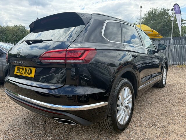 Volkswagen Touareg Tdi V6 Sel Suv Black #6