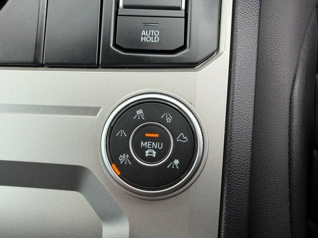 Volkswagen Touareg 3.0 V6 Tdi 4Motion R-line Tip Grey #30