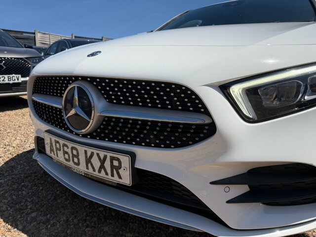 Mercedes-Benz A Class A180d Amg Line Executive AP68KXR White #3
