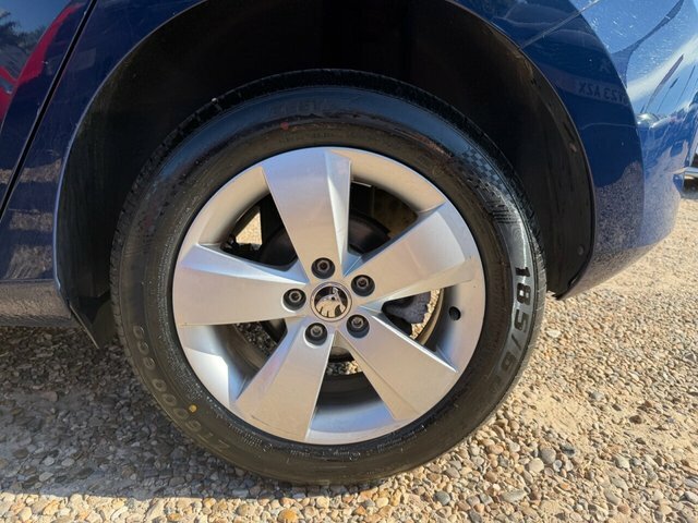 Skoda Fabia 1.0 Tsi Se Full Main Dealer History Beige #5
