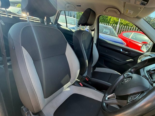 Skoda Fabia 1.0 Tsi Se Full Main Dealer History Beige #18