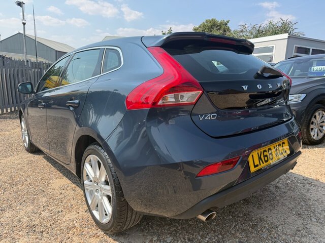 Volvo V40 T3 Gpf Inscription Hatchback Blue #3