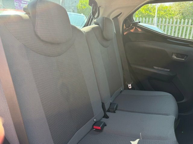 Toyota Aygo Aygo X Limited Edition Vvt-i Green #26